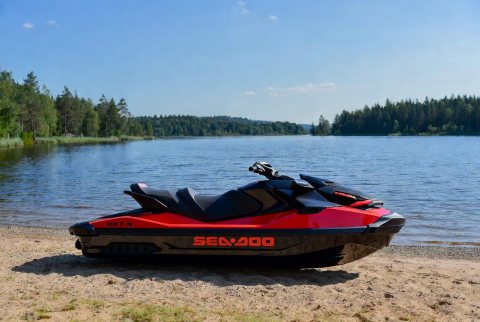 Yamaha VX — ogłoszenie demo