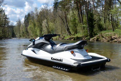 Yamaha FX SVHO — ogłoszenie demo