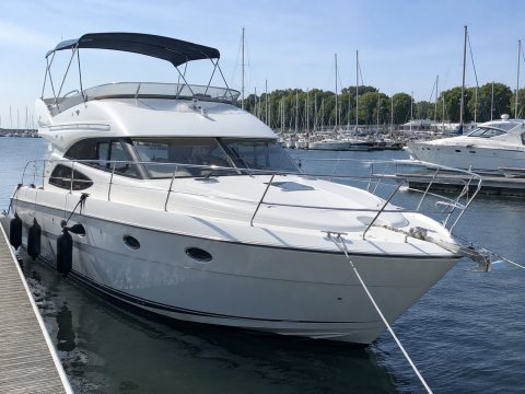 Galeon 370 HTC — ogłoszenie demo