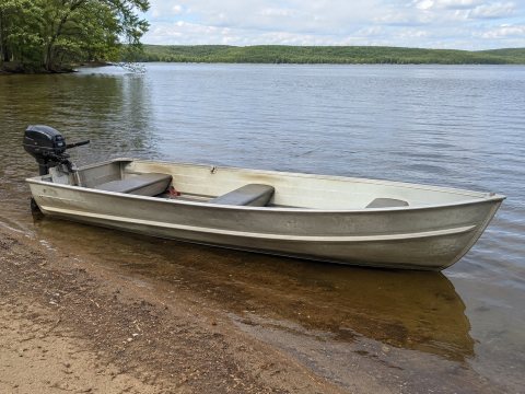 Galeon 410 HTC — ogłoszenie demo