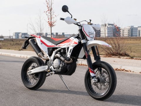 BSA A 50 Royal Star — ogłoszenie demo