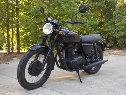 Benzer Syracuse 4T — ogłoszenie demo