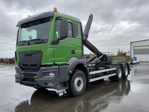 Liebherr — ogłoszenie demo