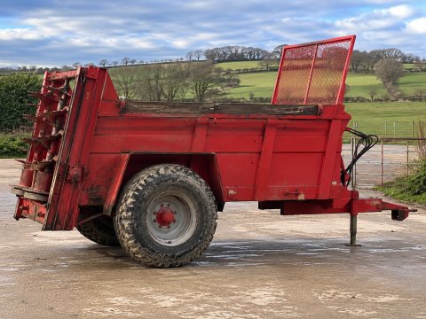 Ciągniki rolnicze Claas — ogłoszenie demo