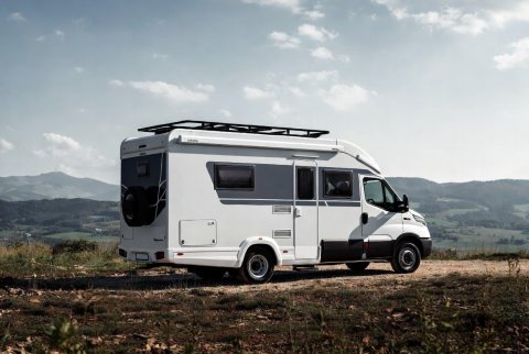McLouis Półintegra — Mercedes-Benz Sprinter — ogłoszenie demo